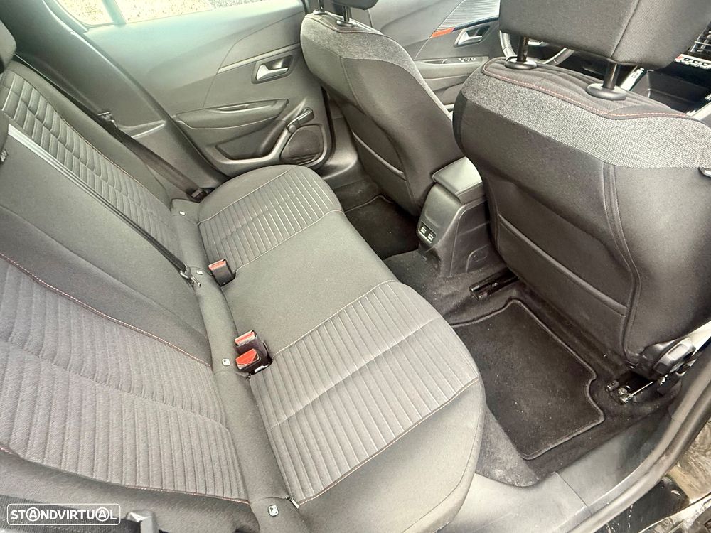 Peugeot e-208 50 kWh Active - 7