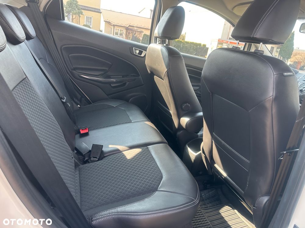 Ford EcoSport 1.5 EcoBlue TITANIUM - 17