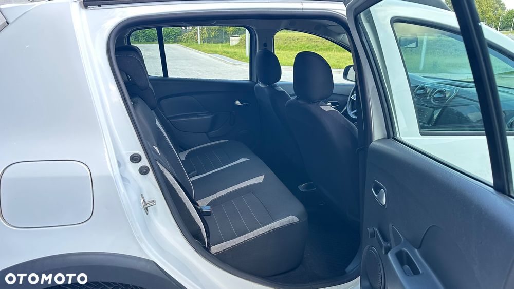 Dacia Sandero Stepway - 16