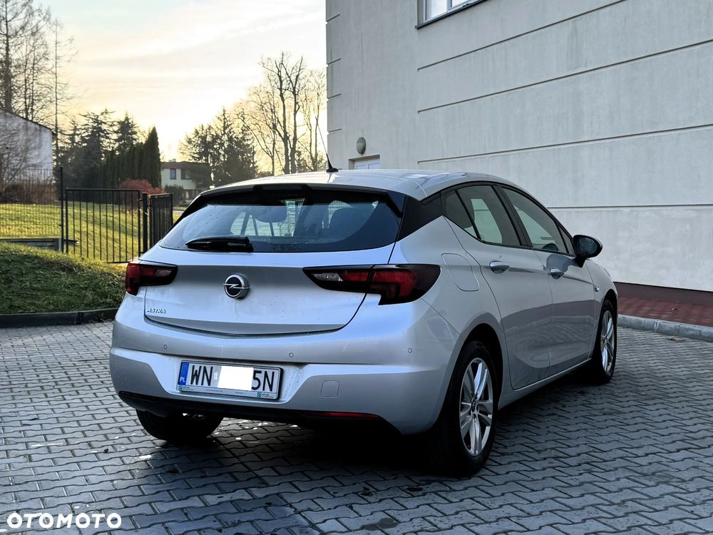 Opel Astra 1.2 T Edition S&S - 33