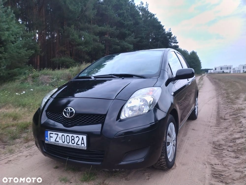 Toyota Yaris 1.33 Luna - 2