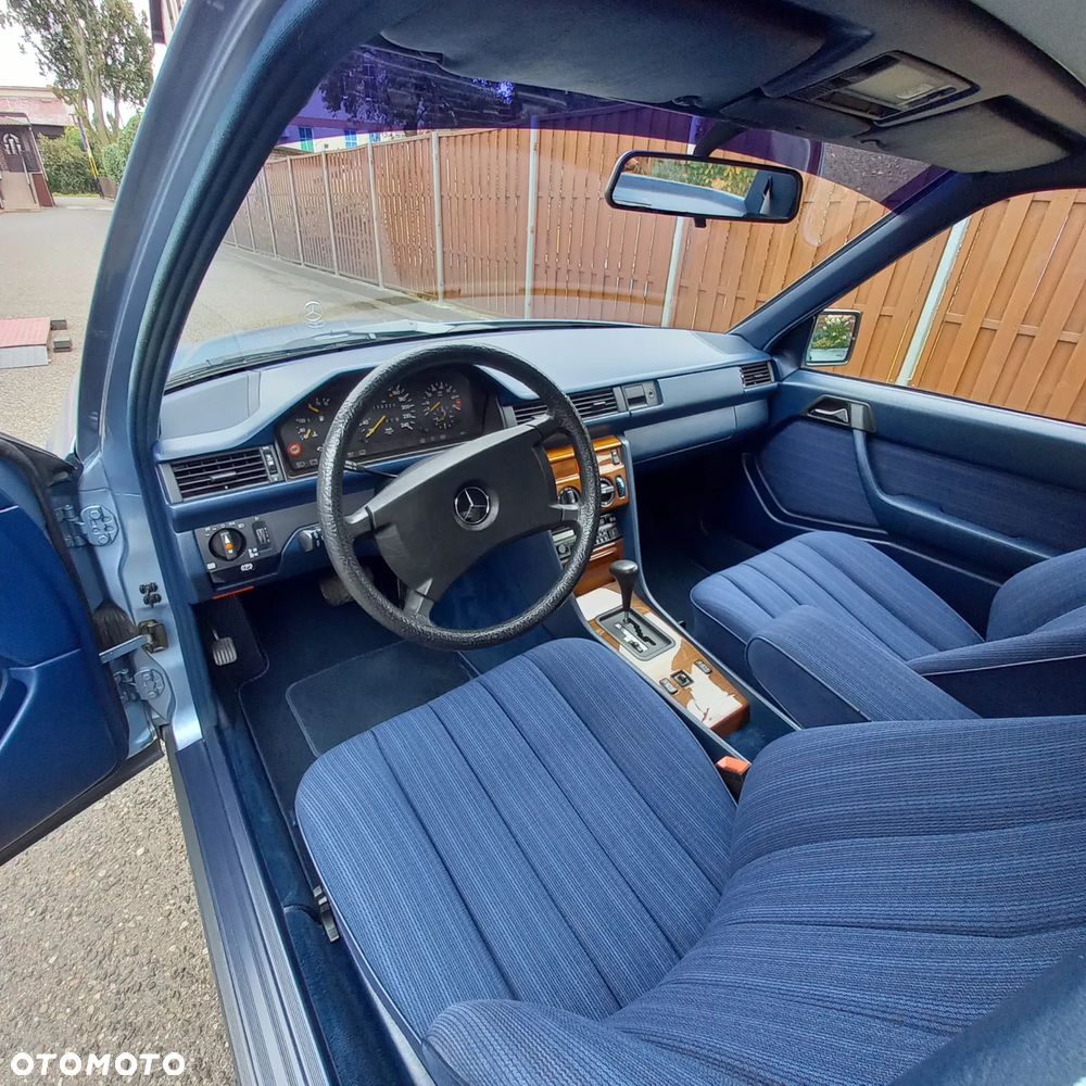 Mercedes-Benz W124 (1984-1993) - 10