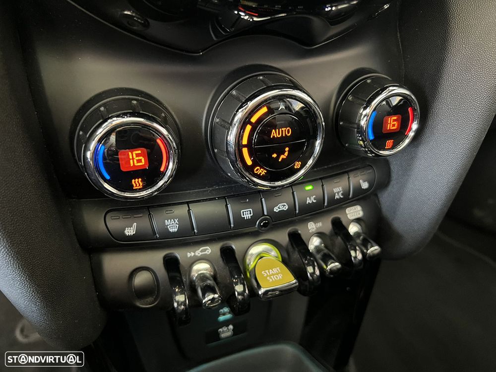 MINI 3 Portas Cooper SE - 14