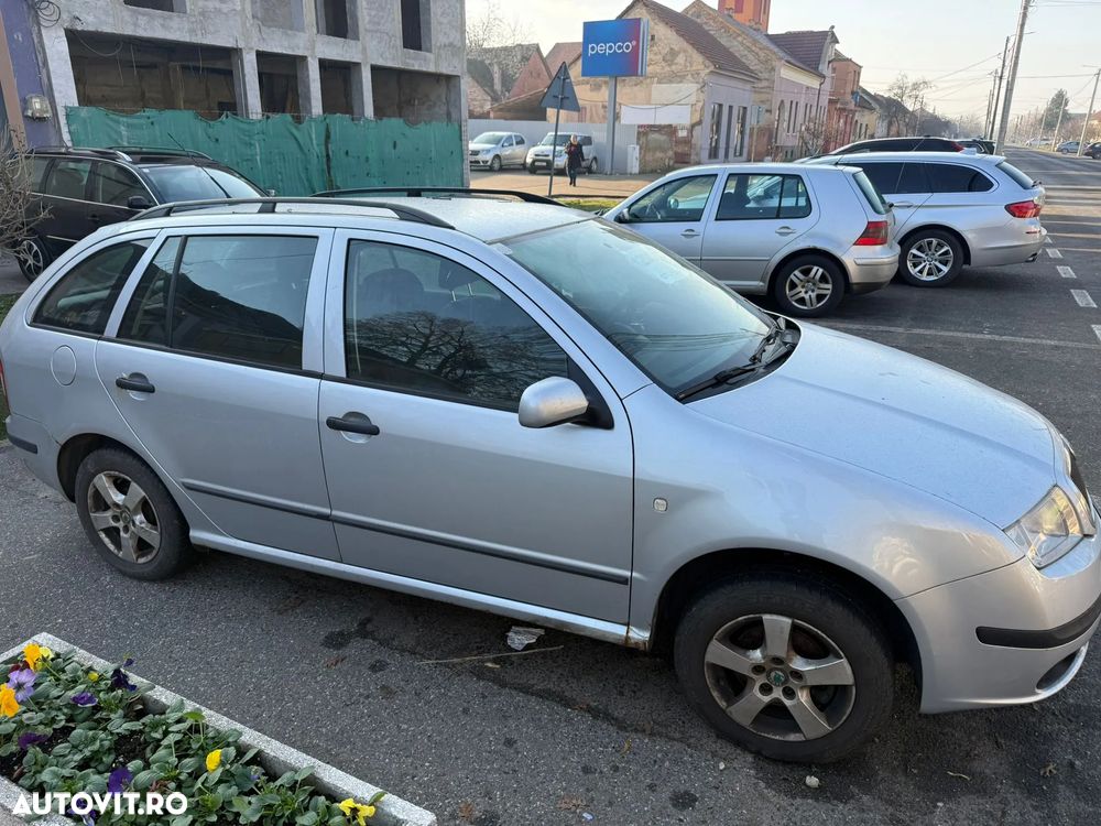 Skoda Fabia 1.2 HTP Combi COOL Edition - 2