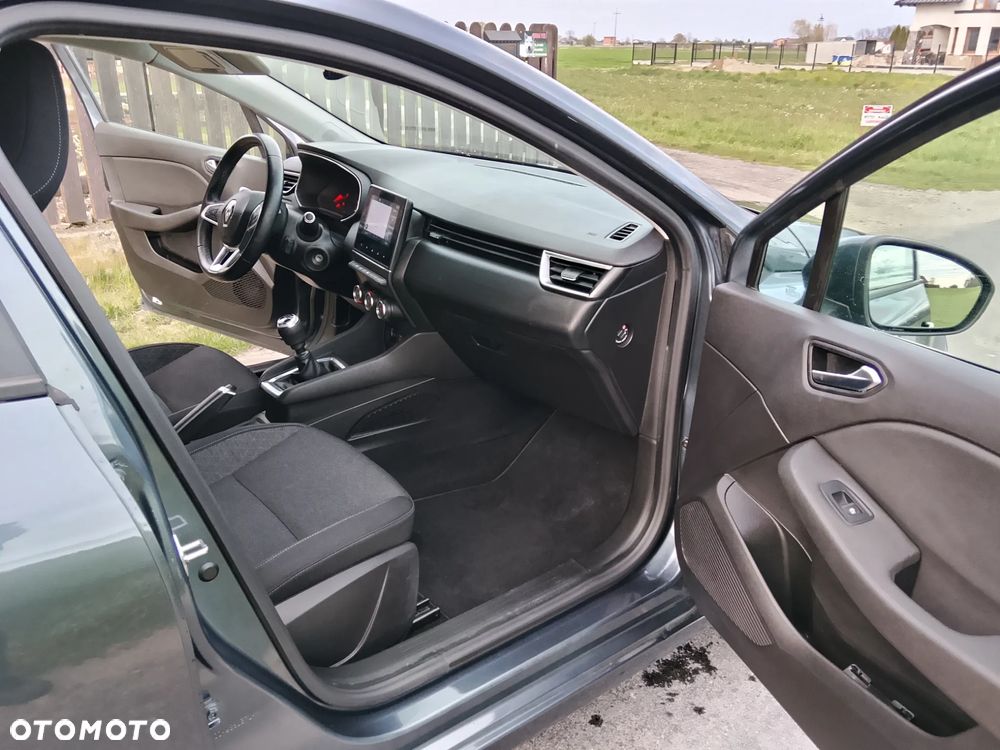 Renault Clio - 5