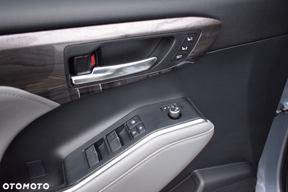Toyota Highlander - 21