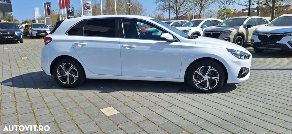 Hyundai i30 1.5 110CP 5DR M/T Highway - 6