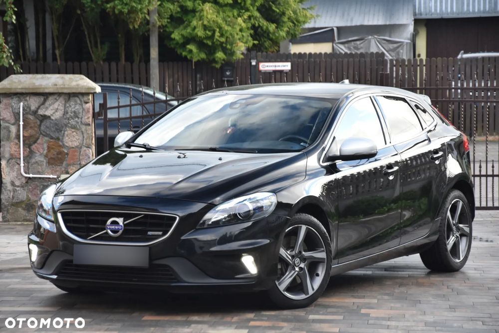Volvo V40 D4 Drive-E R-Design Summum - 2