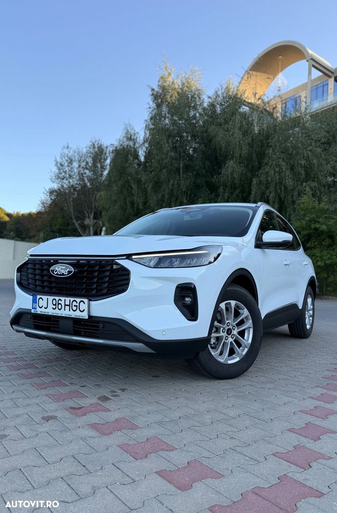 Ford Kuga 1.5 EcoBoost A8 FWD Titanium - 1