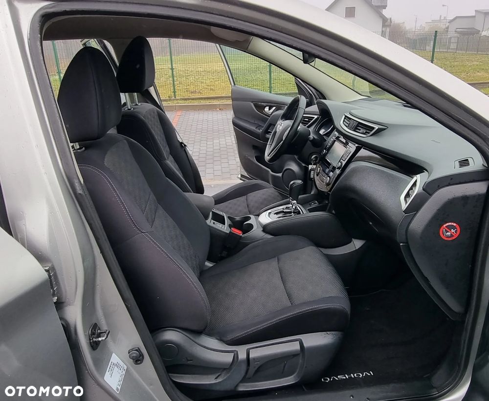 Nissan Qashqai 1.6 dCi Xtronic TEKNA+ - 14