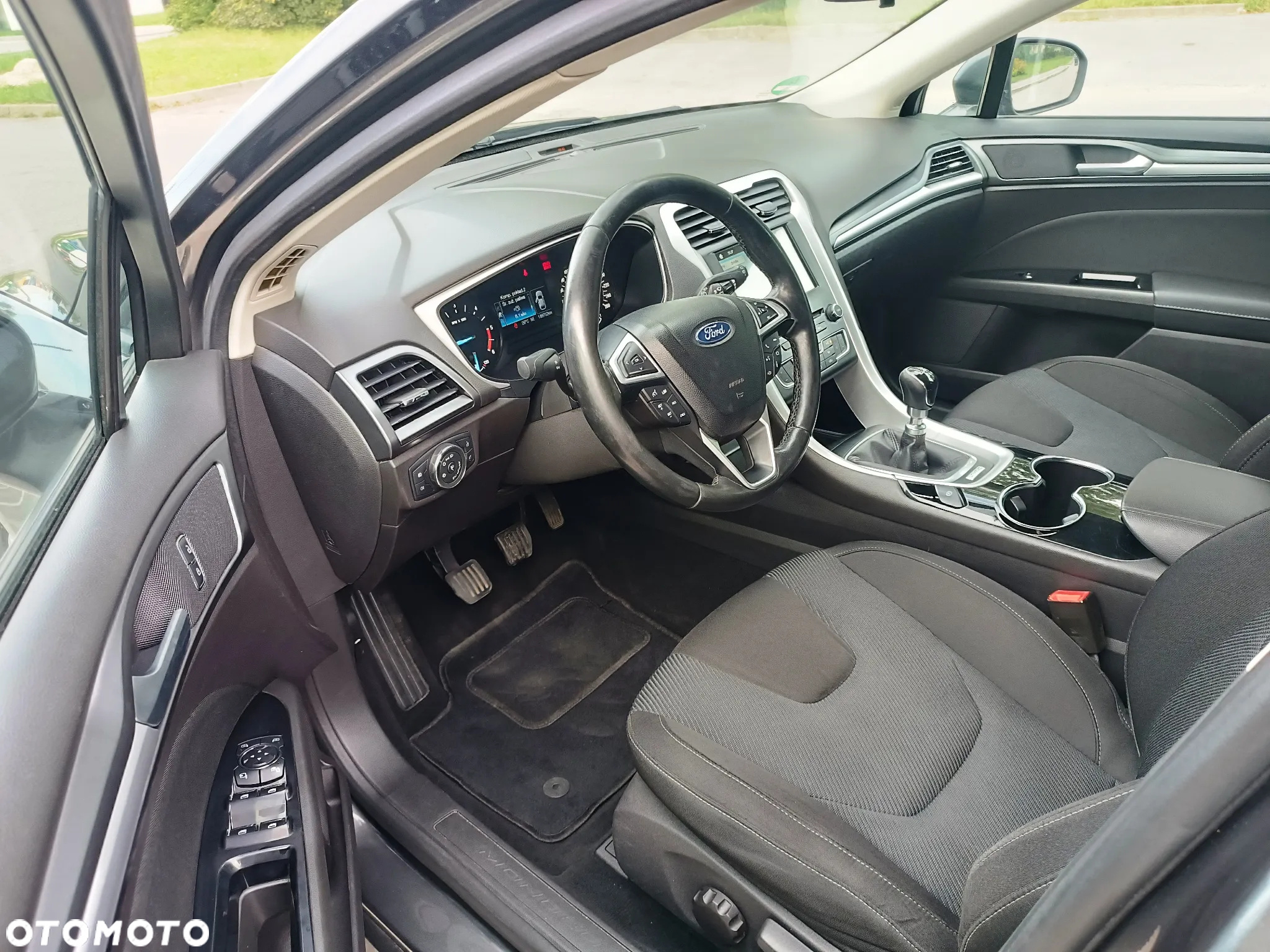 Ford Mondeo 1.5 TDCi ECOnetic Edition - 16