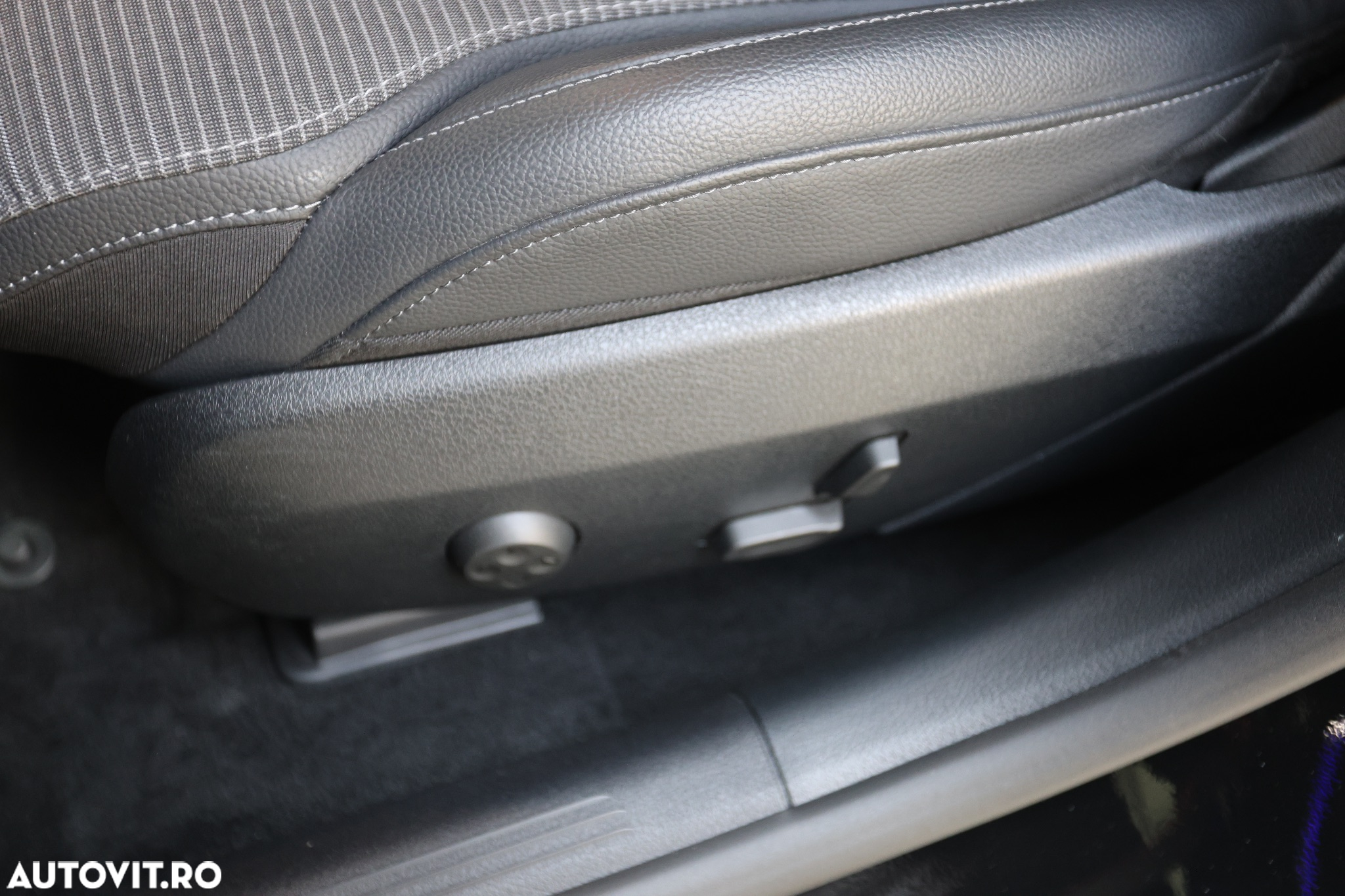 Mercedes-Benz C 180 T 9G-TRONIC Edition Avantgarde - 9