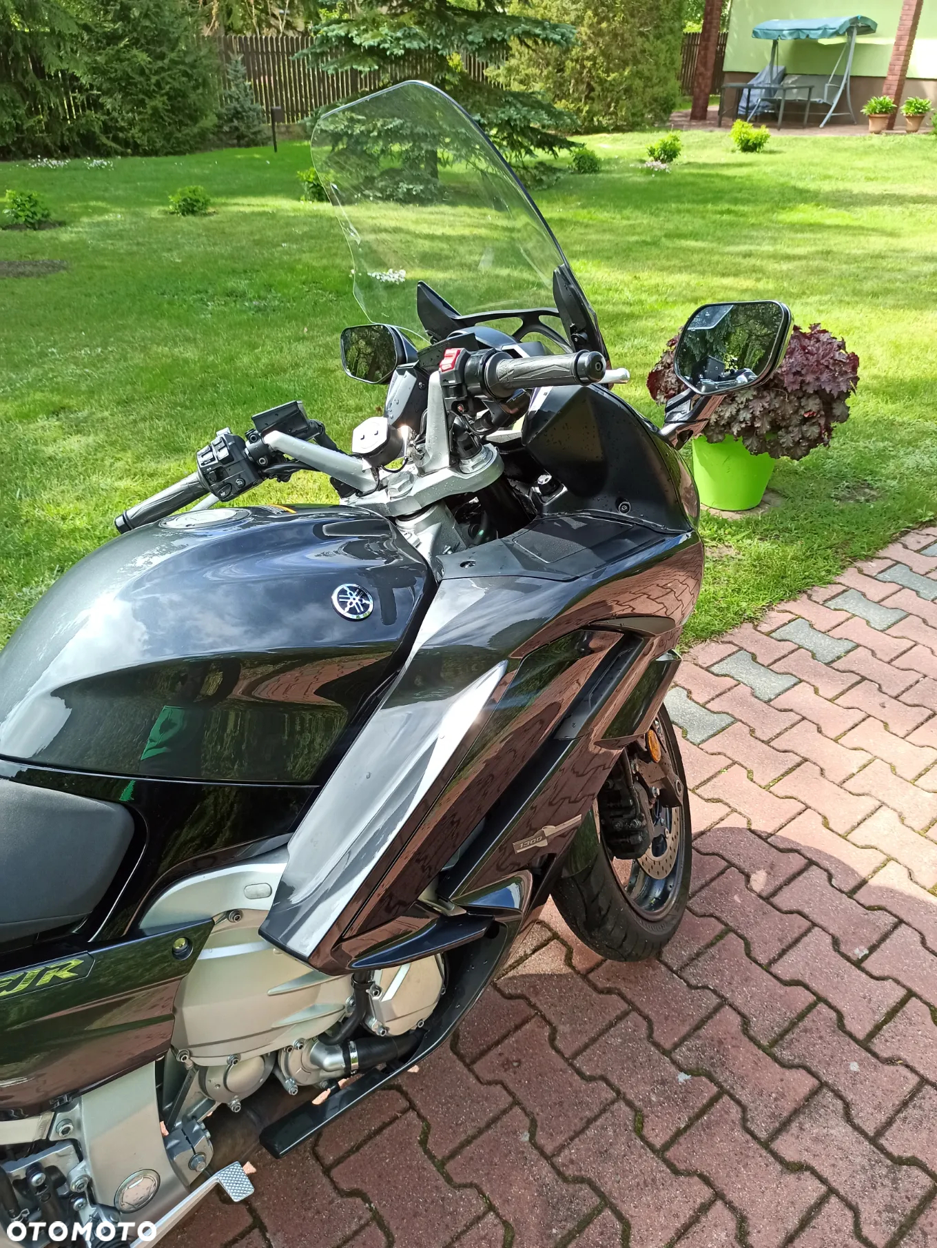 Yamaha FJR - 6