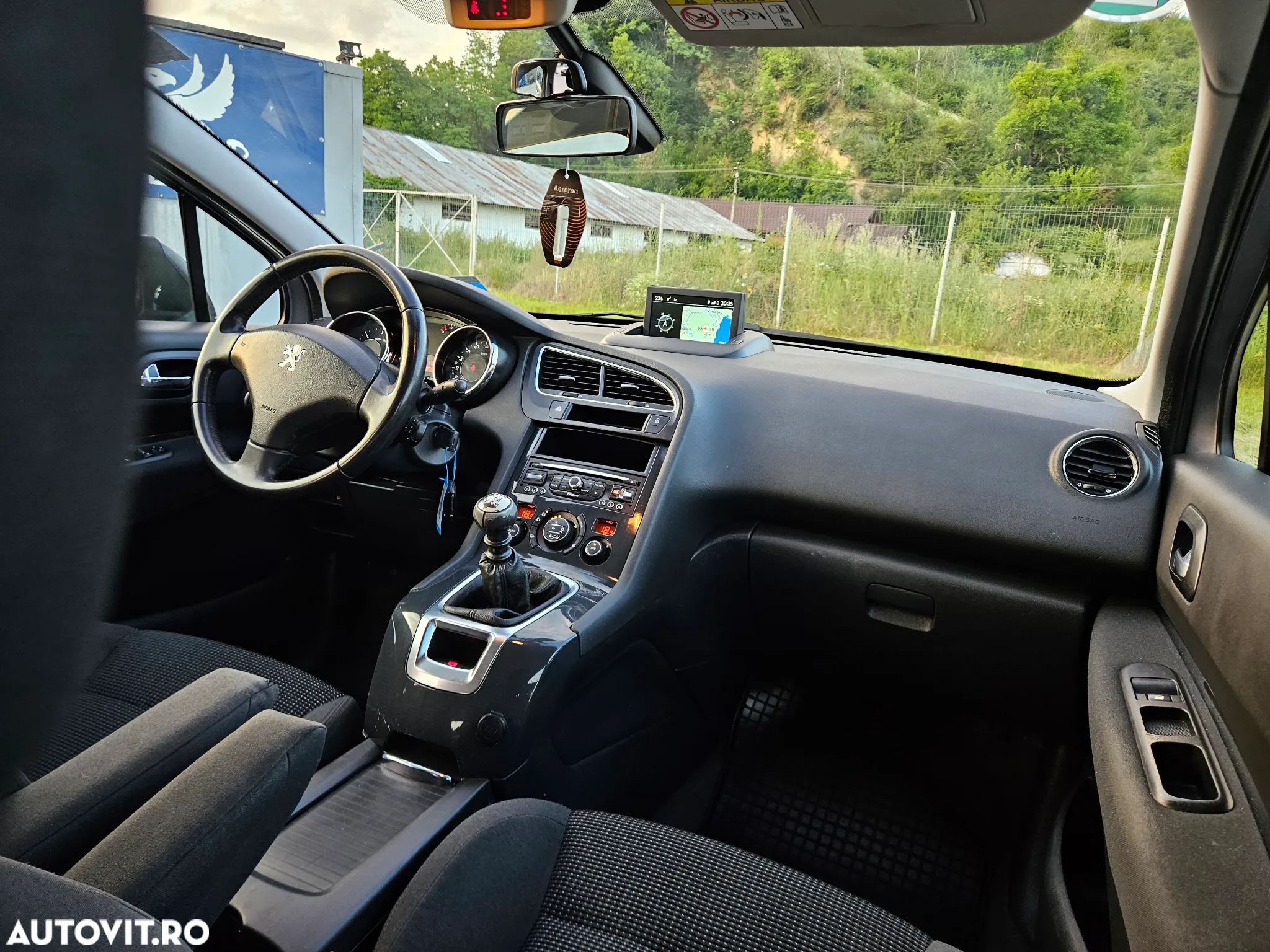 Peugeot 5008 BlueHDI 150 Active - 8