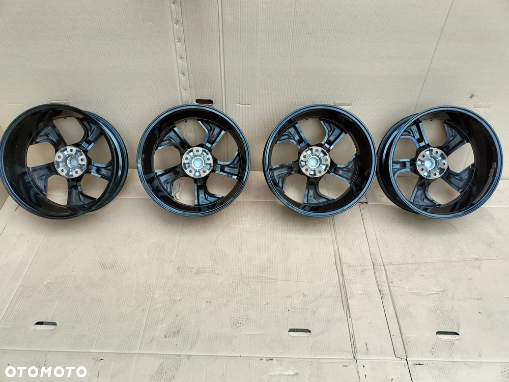 NISSAN QASHQAI J11 FELGI ALUMINIOWE 7J X 19 ET40 5X114,3  N88901 - 8