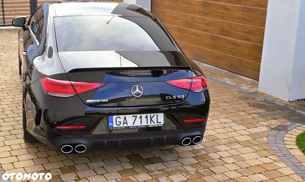 Mercedes-Benz CLS - 12