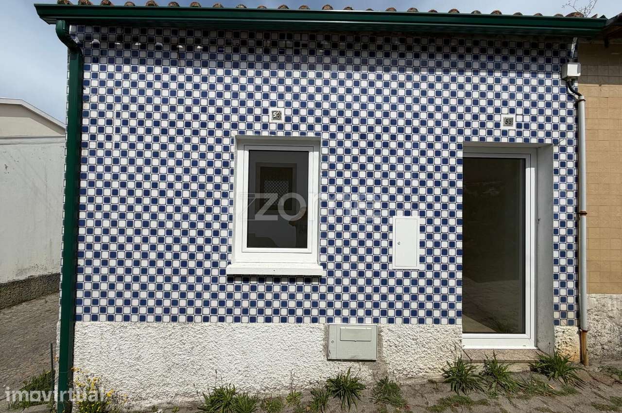Moradia Térrea T2 Renovada no centro de Viana do Castelo - Grande imagem: 2/40