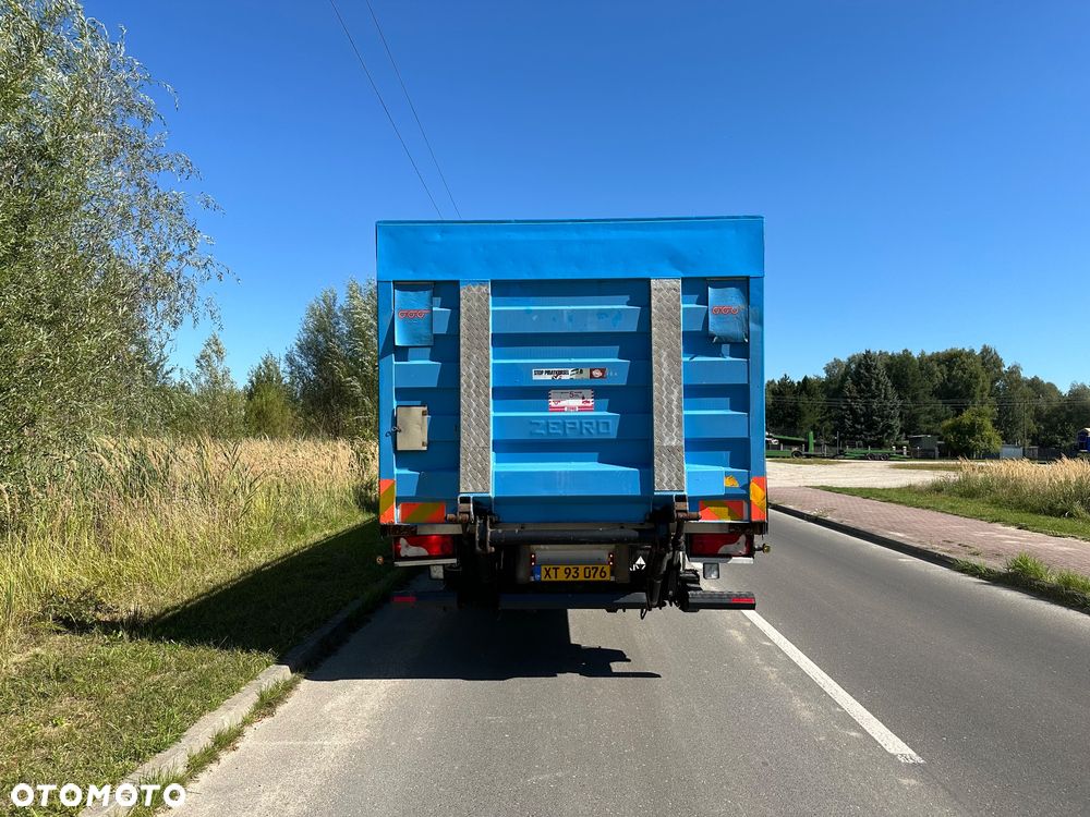 Scania P 230  skrzynia dl. 8200mm - 9