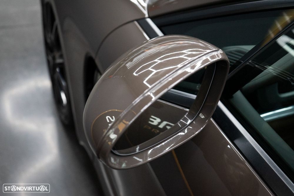 Porsche Panamera Sport Turismo 4 E-Hybrid - 24