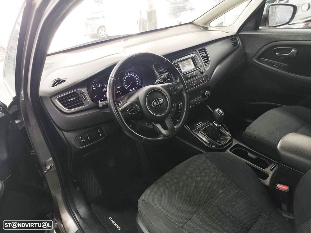 Kia Carens 1.7 CRDi ISG TX - 12