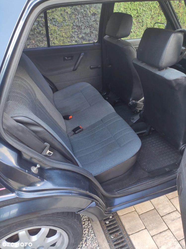 Volkswagen Golf - 5