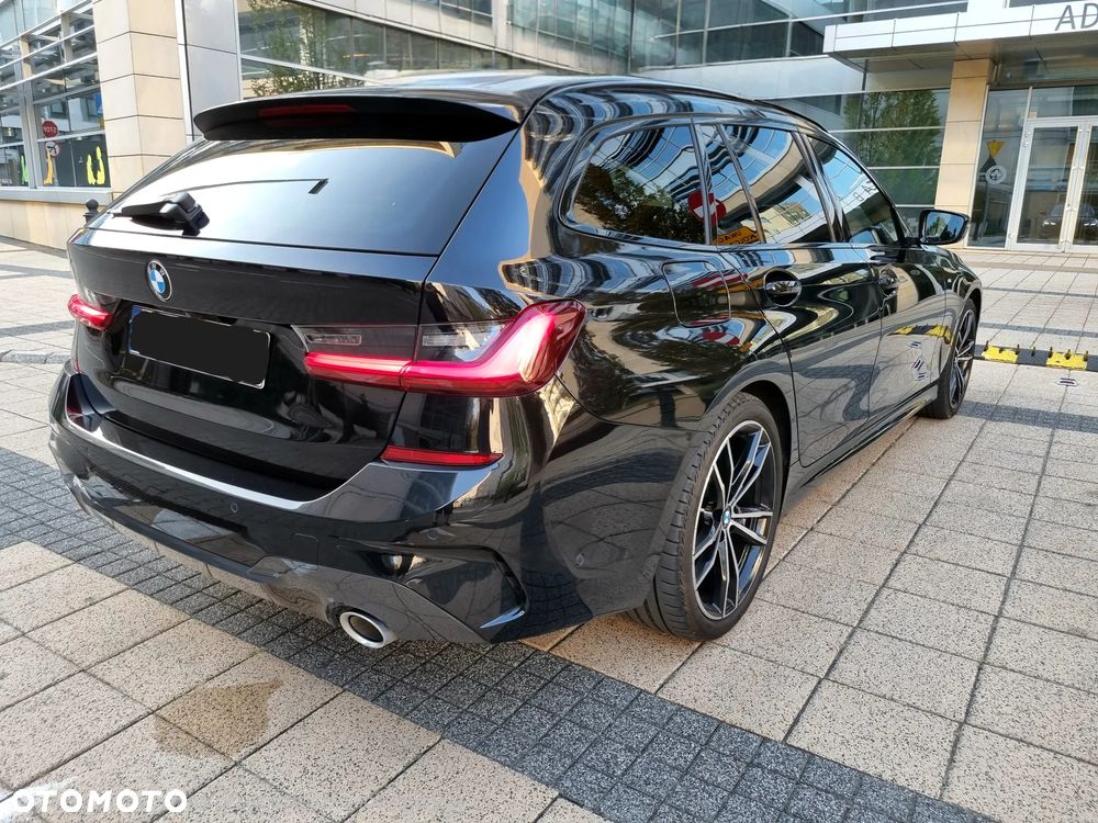 BMW Seria 3 320d xDrive M Sport Sport - 6