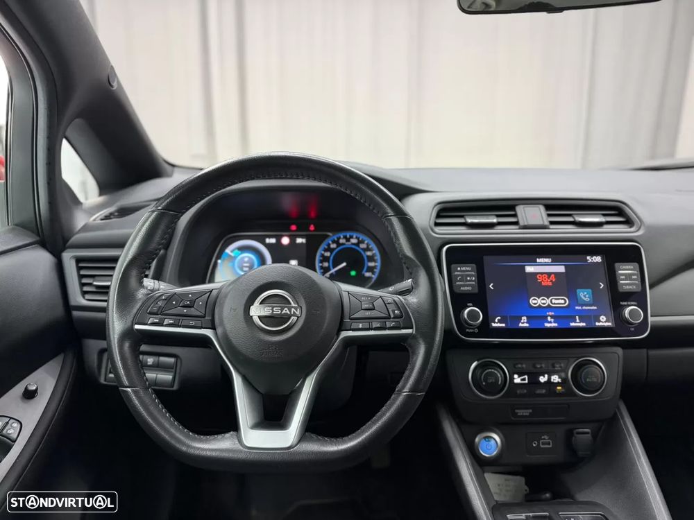 Nissan Leaf 40 kWh Visia - 16