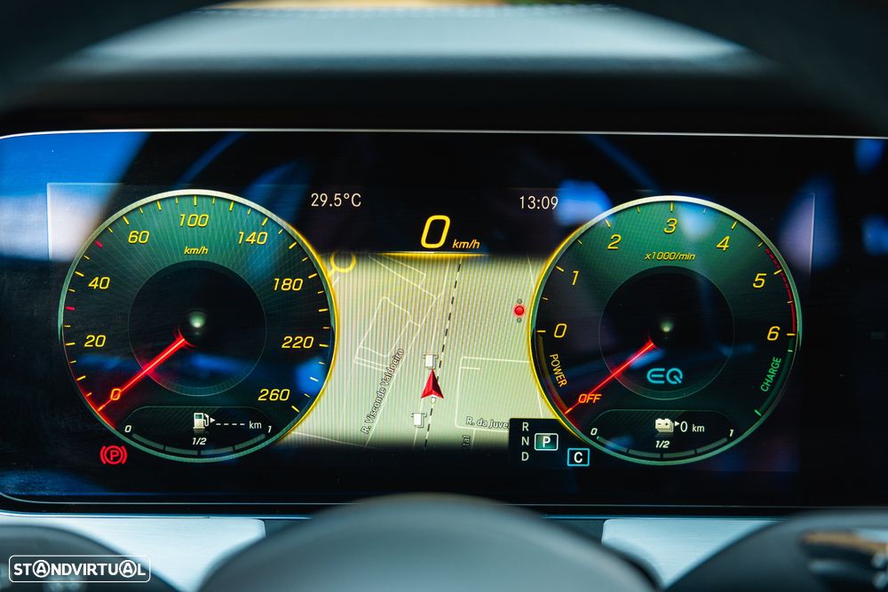 Mercedes-Benz E 300 de AMG Line - 27