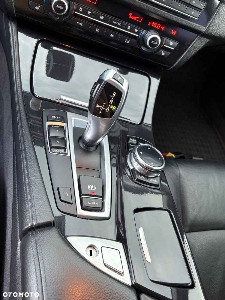 BMW Seria 5 520d Luxury Line - 19