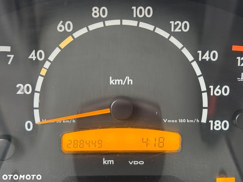 Mercedes-Benz Sprinter L2H2 - 20