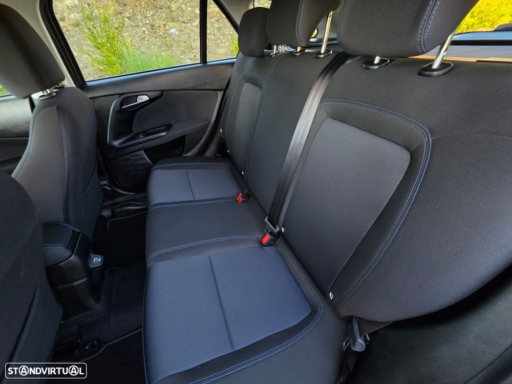 Fiat Tipo Station Wagon 1.3 M-Jet Lounge - 8
