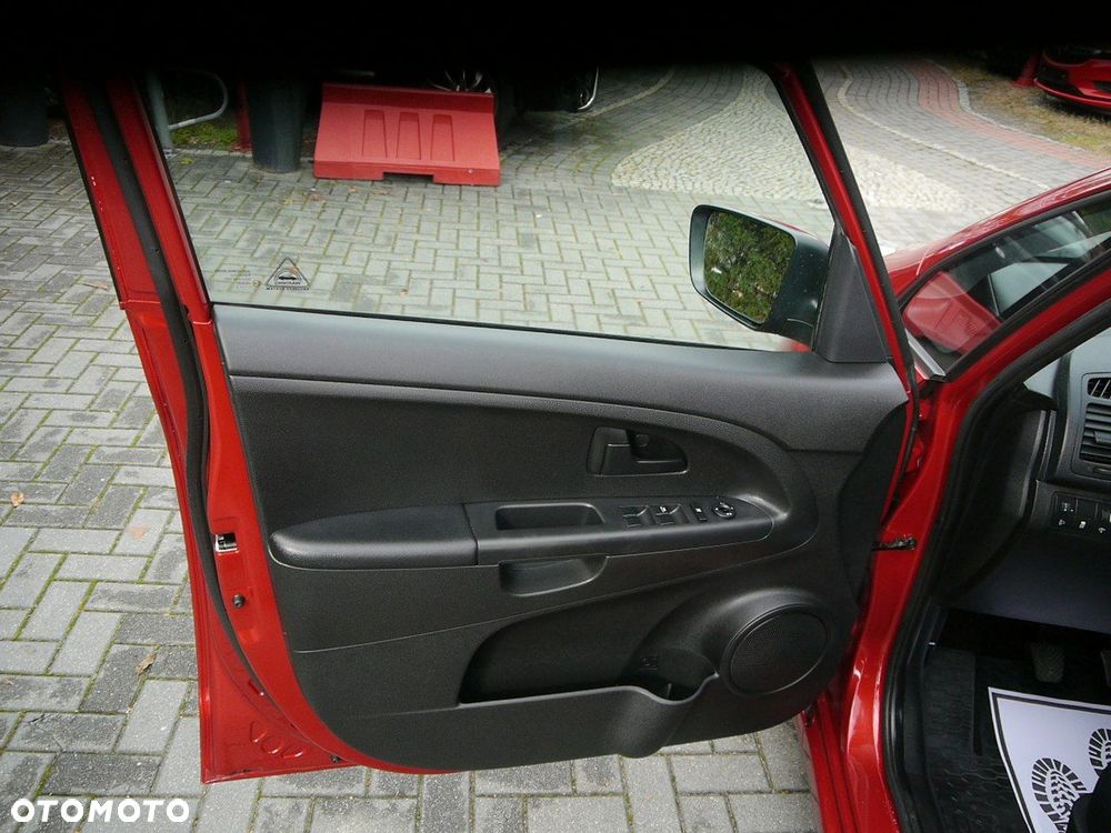 Kia Venga 1.4 CRDi 90 Dream-Team Edition - 33
