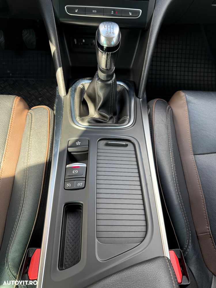 Renault Megane Energy dCi Intens - 12