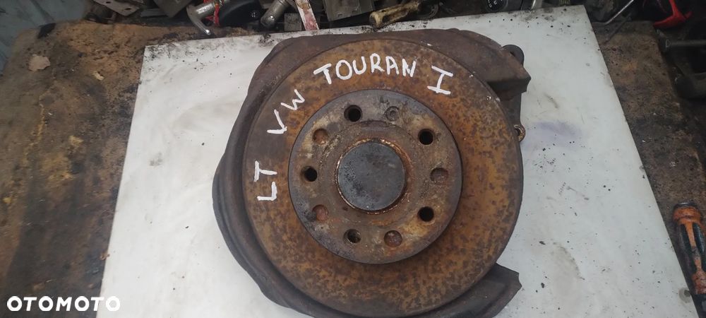 VW Touran I zawieszenie tył wahacz piasta - 3