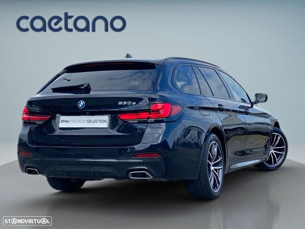 BMW 530 e Pack Desportivo M - 2