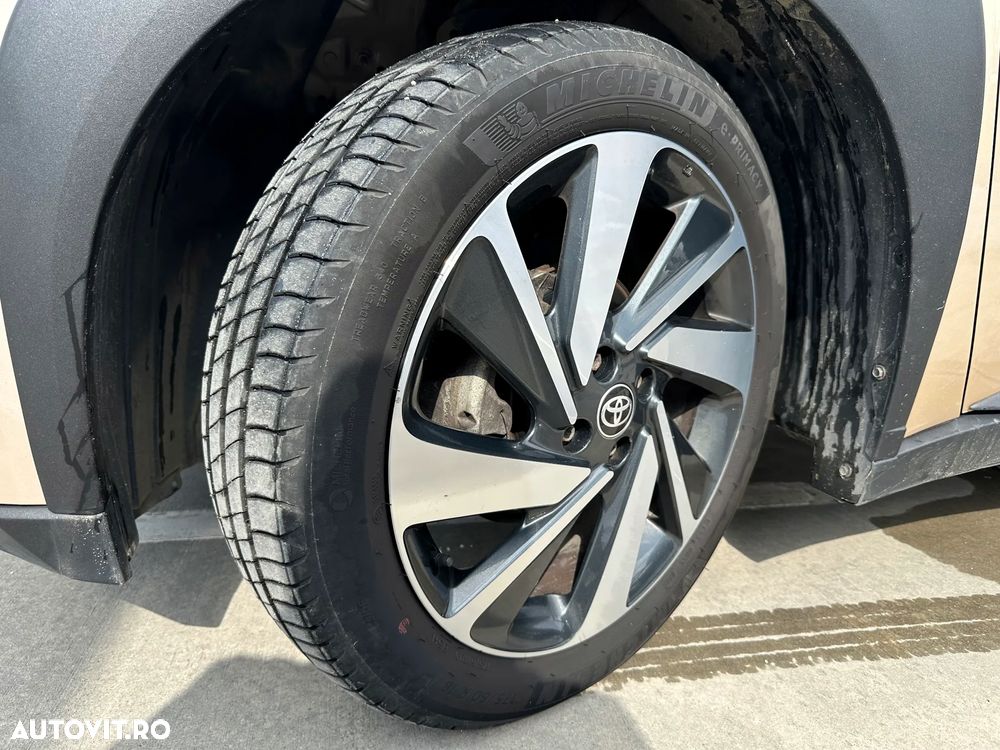 Toyota Aygo X 1.0l CVT Exclusive - 28