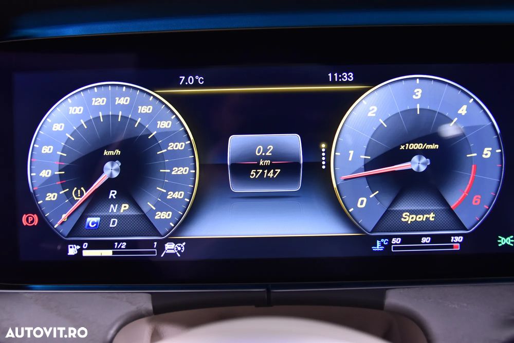 Mercedes-Benz CLS - 10