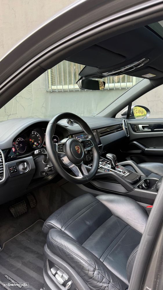 Porsche Cayenne S E-Hybrid - 10
