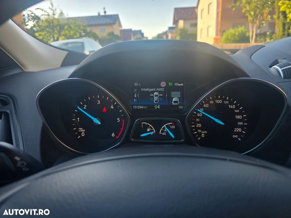 Ford Kuga - 8