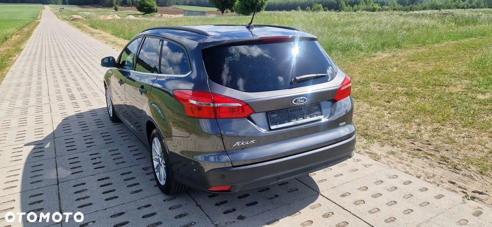 Ford Focus 1.0 EcoBoost STart-Stopp-System TITANIUM DESIGN - 16