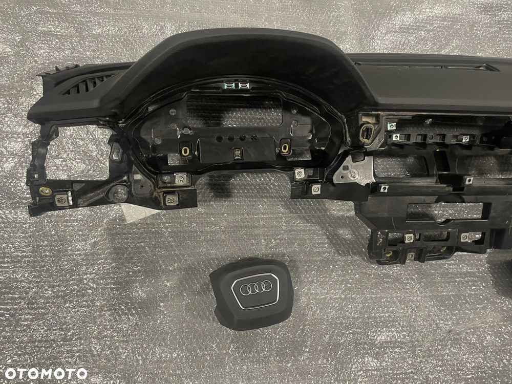 Audi Q5 80A konsola+poduszki. - 4