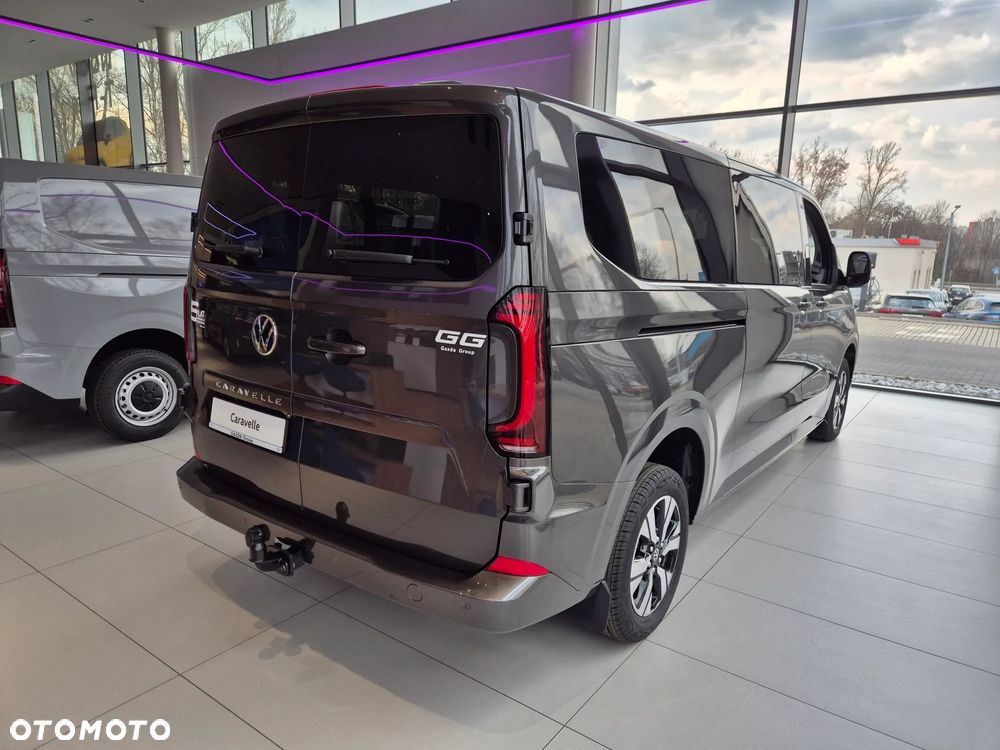 Volkswagen Caravelle - 3