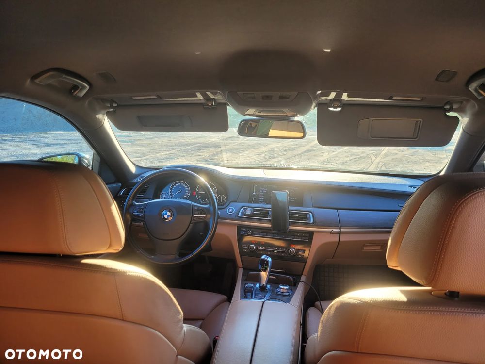 BMW Seria 7 730Ld - 18