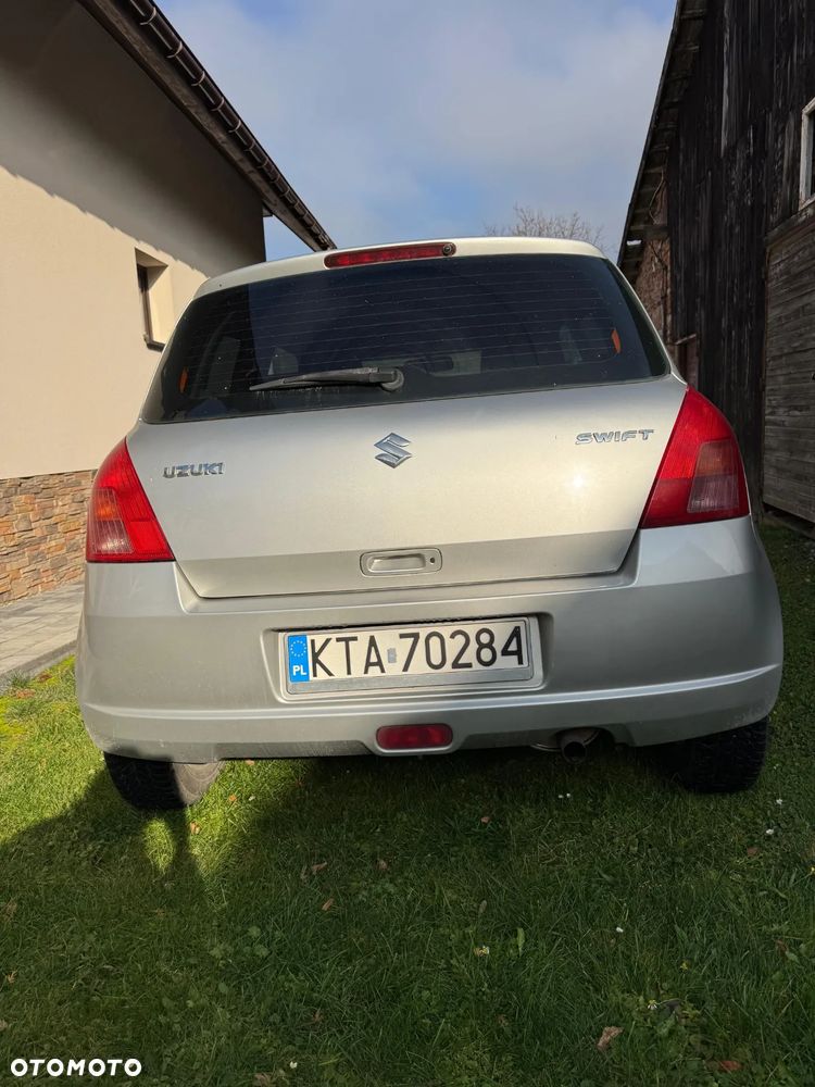 Suzuki Swift 1.3 Classic - 3