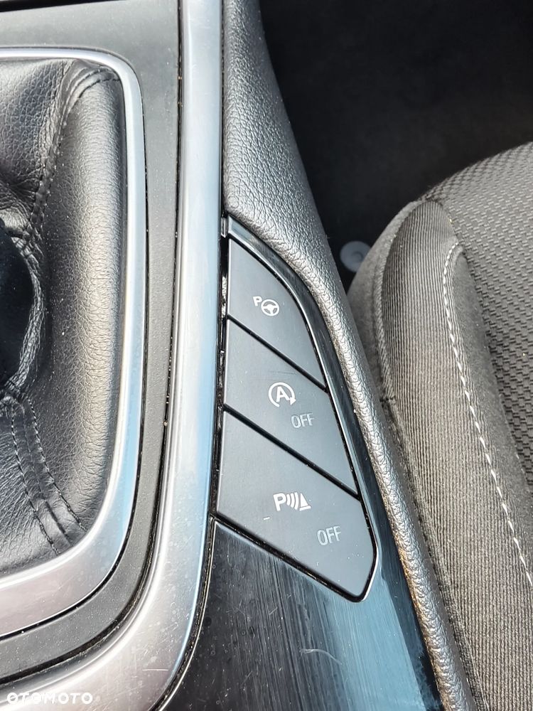 Ford S-Max 2.0 TDCi Titanium - 24
