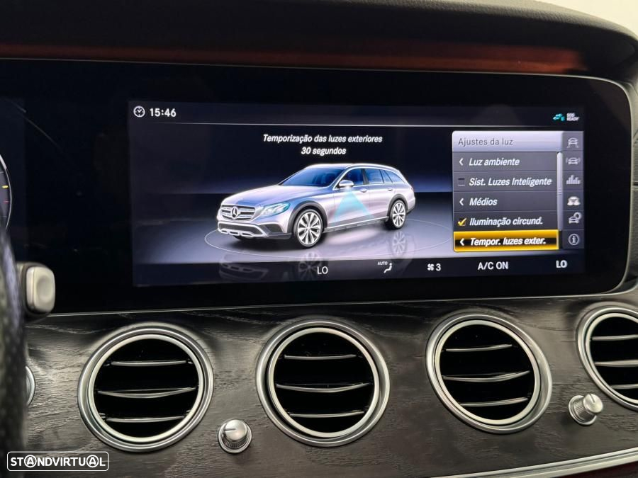 Mercedes-Benz E 220 d 4-Matic All Terrain Avantgarde - 38