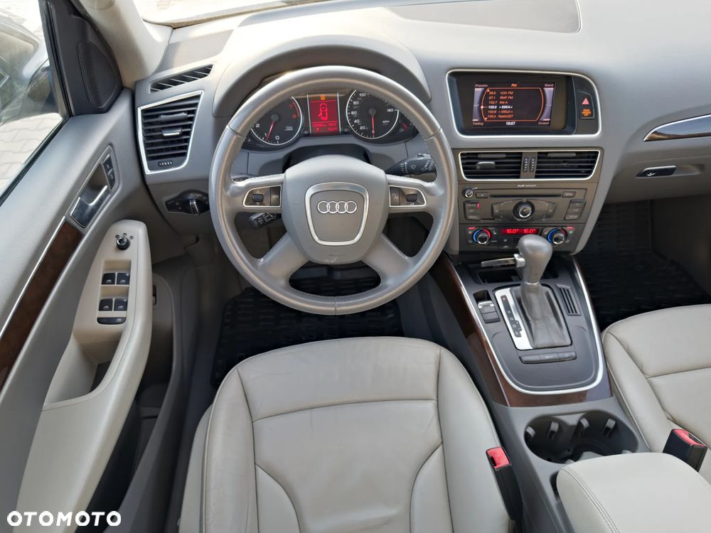 Audi Q5 2.0 TFSI Quattro Tiptronic - 29