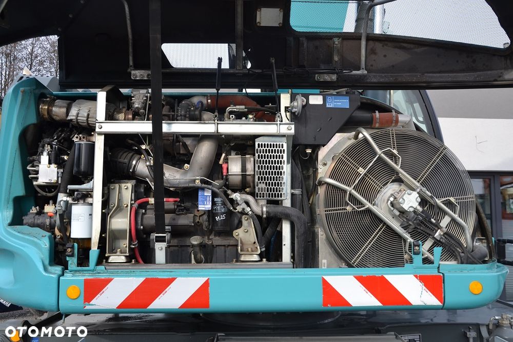 Liebherr A 914  COMPACT ROTOTILT, tylko 5400 MTH - 21