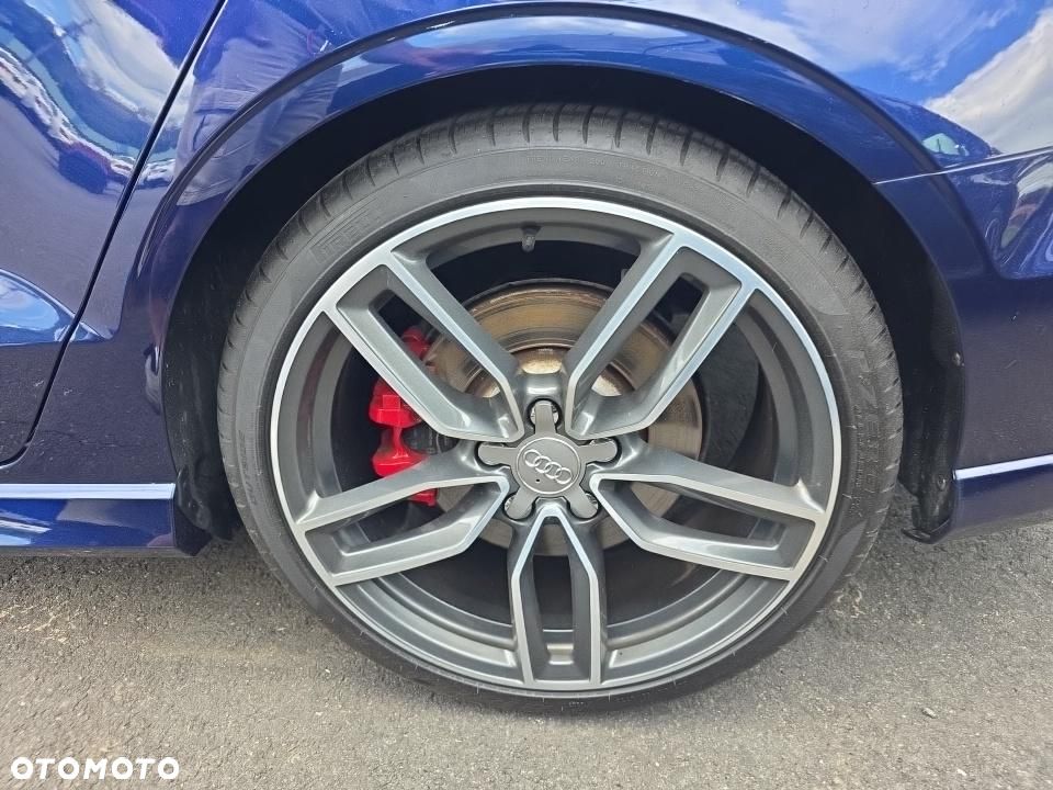 Audi S3 S tronic - 17