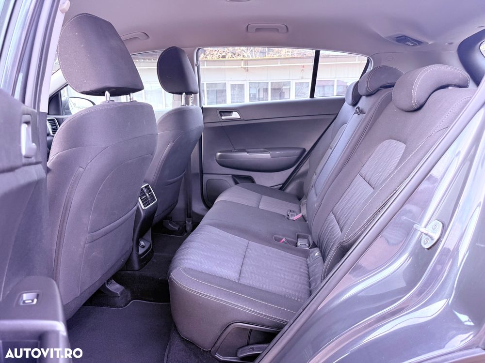 Kia Sportage 1.6 CRDI 2WD Eco-Dynamics+ (48V M-H) DCT GT-line - 37